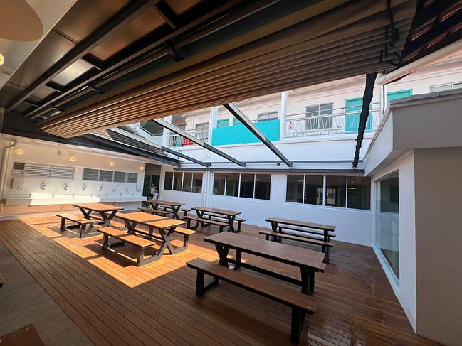 Fabric Motorised Pergola-4